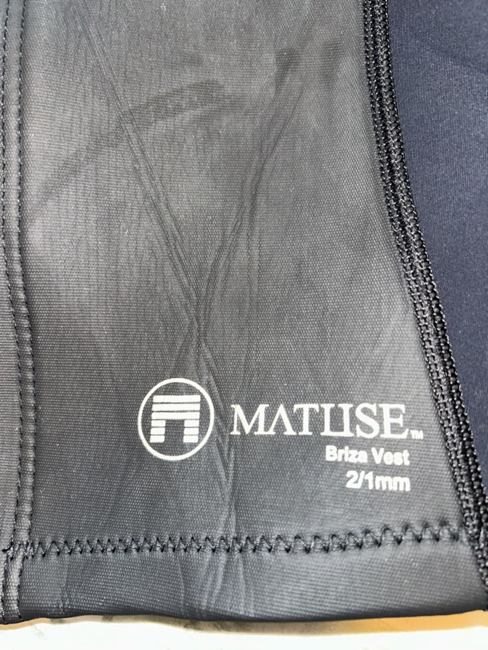 Matuse Briza Vest, size 12 - Picture 2 of 8